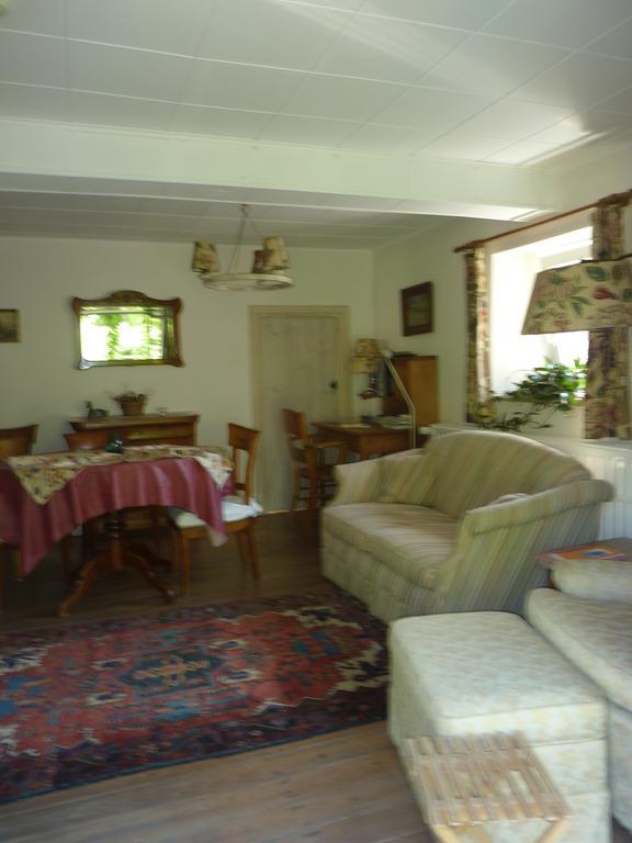 Au Jardin De Mon Père